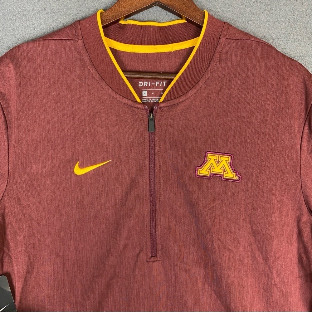 NEW University of Minnesota Nike Sweatshirt Mens M 1/4 Zip Embroidered Pullover